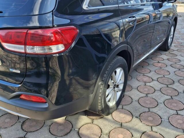 Чорний Кіа Соренто, об'ємом двигуна 2.5 л та пробігом 194 тис. км за 16800 $, фото 5 на Automoto.ua