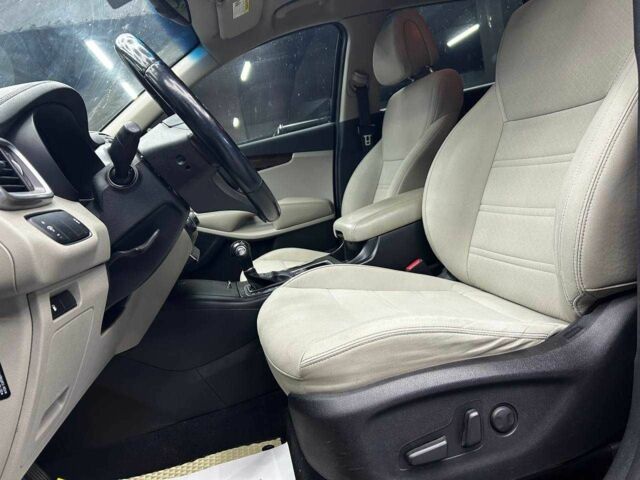 Черный Киа Соренто, объемом двигателя 2.4 л и пробегом 170 тыс. км за 15000 $, фото 6 на Automoto.ua