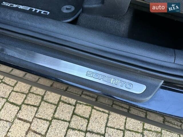 Черный Киа Соренто, объемом двигателя 2.2 л и пробегом 120 тыс. км за 20444 $, фото 96 на Automoto.ua