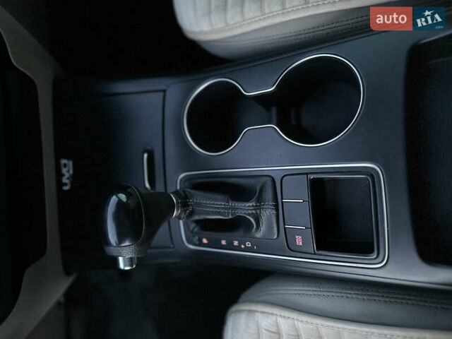Черный Киа Соренто, объемом двигателя 2.36 л и пробегом 187 тыс. км за 12250 $, фото 66 на Automoto.ua