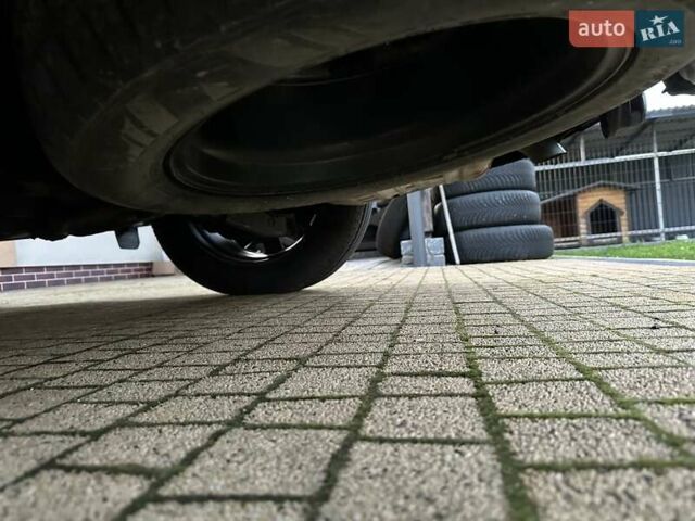Черный Киа Соренто, объемом двигателя 2.2 л и пробегом 120 тыс. км за 20444 $, фото 168 на Automoto.ua