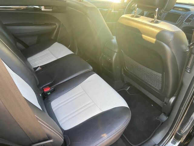 Черный Киа Соренто, объемом двигателя 2.2 л и пробегом 176 тыс. км за 18900 $, фото 16 на Automoto.ua