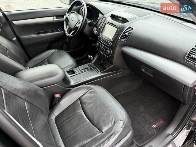 Черный Киа Соренто, объемом двигателя 2.2 л и пробегом 190 тыс. км за 17000 $, фото 60 на Automoto.ua