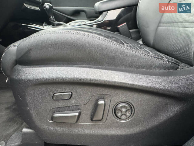 Черный Киа Соренто, объемом двигателя 2.2 л и пробегом 196 тыс. км за 22150 $, фото 36 на Automoto.ua