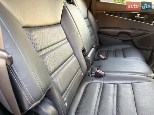 Чорний Кіа Соренто, об'ємом двигуна 2.2 л та пробігом 248 тис. км за 21500 $, фото 36 на Automoto.ua