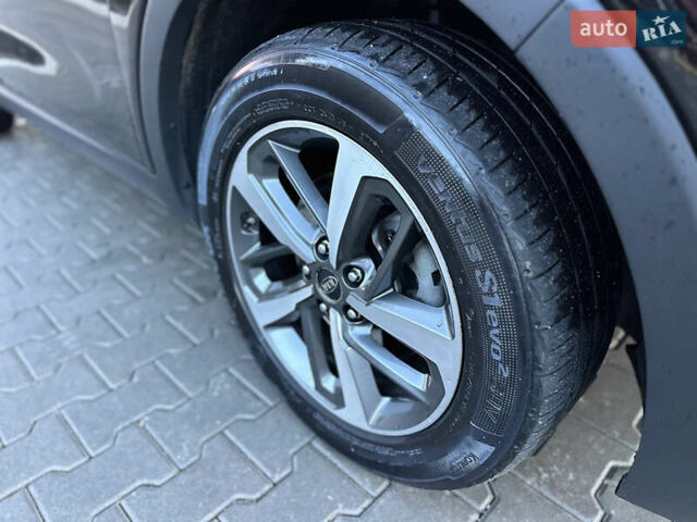 Черный Киа Соренто, объемом двигателя 2.36 л и пробегом 187 тыс. км за 12250 $, фото 16 на Automoto.ua