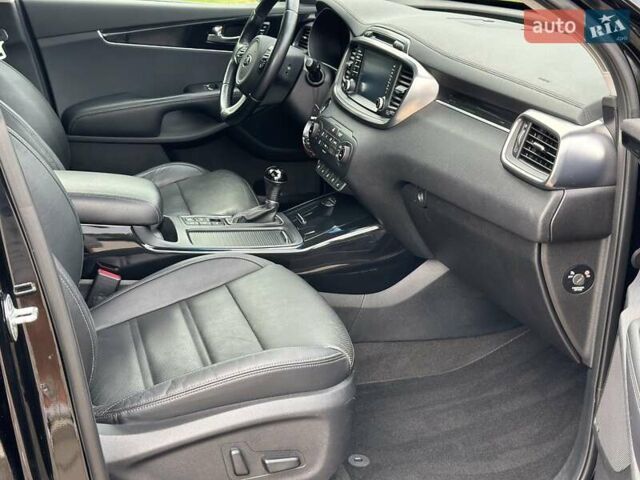 Черный Киа Соренто, объемом двигателя 2.2 л и пробегом 210 тыс. км за 22500 $, фото 42 на Automoto.ua