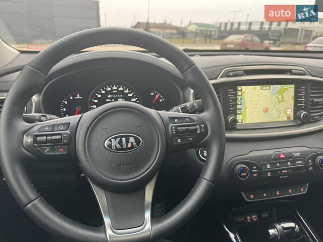Черный Киа Соренто, объемом двигателя 2.2 л и пробегом 196 тыс. км за 22150 $, фото 67 на Automoto.ua