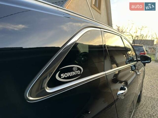 Черный Киа Соренто, объемом двигателя 2.2 л и пробегом 120 тыс. км за 20444 $, фото 90 на Automoto.ua
