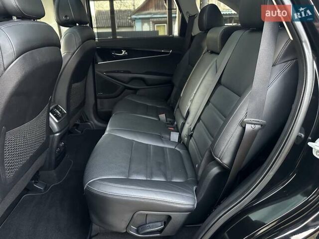 Черный Киа Соренто, объемом двигателя 2.2 л и пробегом 120 тыс. км за 20444 $, фото 153 на Automoto.ua