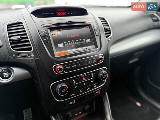 Черный Киа Соренто, объемом двигателя 2.2 л и пробегом 190 тыс. км за 17000 $, фото 35 на Automoto.ua