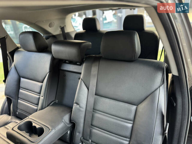 Черный Киа Соренто, объемом двигателя 2.2 л и пробегом 228 тыс. км за 23950 $, фото 59 на Automoto.ua