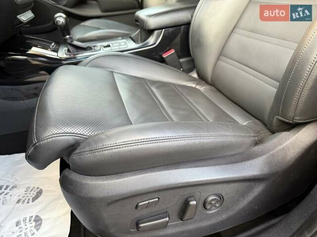 Черный Киа Соренто, объемом двигателя 2.2 л и пробегом 248 тыс. км за 21500 $, фото 46 на Automoto.ua