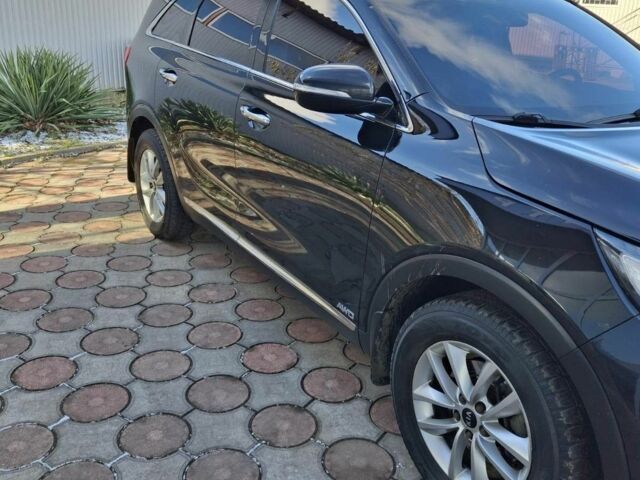 Чорний Кіа Соренто, об'ємом двигуна 2.5 л та пробігом 194 тис. км за 16800 $, фото 3 на Automoto.ua