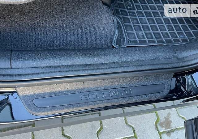 Киа Соренто 2015 в Ивано-Франковске на Automoto.ua Черный Киа Соренто, объемом двигателя 2.4 л и пробегом 80 тыс. км за 13800 $, фото 30 на Automoto.ua
