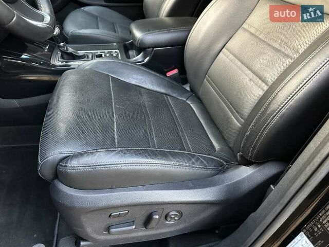 Черный Киа Соренто, объемом двигателя 2.2 л и пробегом 120 тыс. км за 20444 $, фото 101 на Automoto.ua