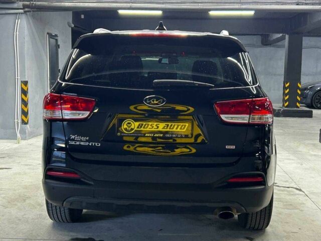 Черный Киа Соренто, объемом двигателя 2.4 л и пробегом 170 тыс. км за 15000 $, фото 4 на Automoto.ua