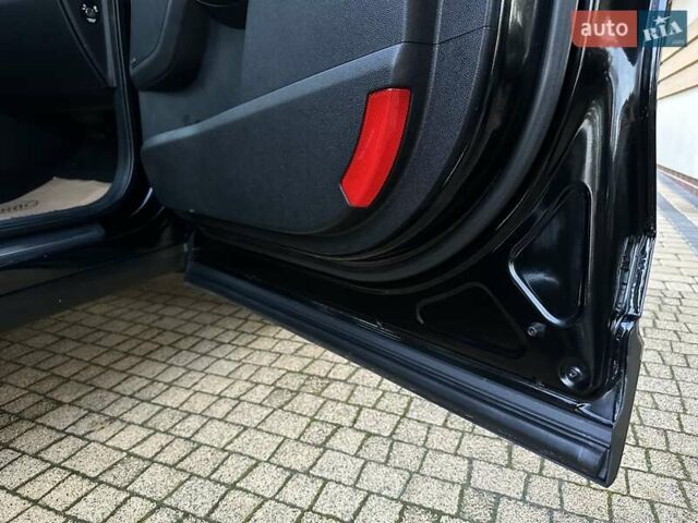 Черный Киа Соренто, объемом двигателя 2.2 л и пробегом 120 тыс. км за 20444 $, фото 193 на Automoto.ua