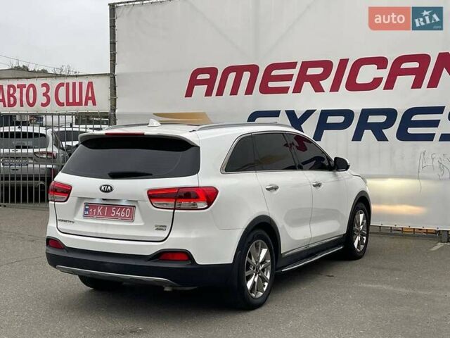 Киа Соренто 2015 в Киеве на Automoto.ua Черный Киа Соренто, объемом двигателя 2.2 л и пробегом 128 тыс. км за 19900 $, фото 4 на Automoto.ua