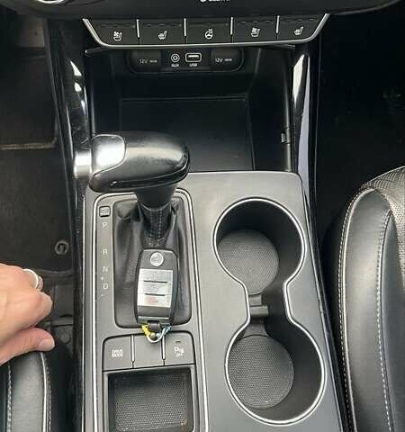 Черный Киа Соренто, объемом двигателя 3.3 л и пробегом 105 тыс. км за 16500 $, фото 20 на Automoto.ua