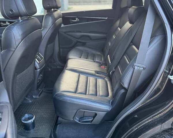 Черный Киа Соренто, объемом двигателя 2.2 л и пробегом 160 тыс. км за 21900 $, фото 36 на Automoto.ua