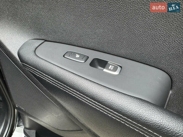 Черный Киа Соренто, объемом двигателя 2.2 л и пробегом 196 тыс. км за 22150 $, фото 52 на Automoto.ua