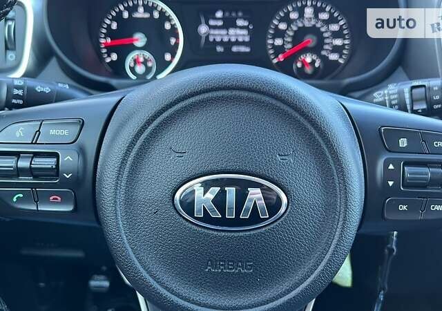 Киа Соренто 2015 в Ивано-Франковске на Automoto.ua Черный Киа Соренто, объемом двигателя 2.4 л и пробегом 80 тыс. км за 13800 $, фото 9 на Automoto.ua