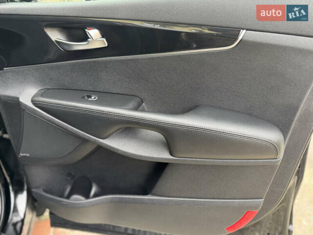 Черный Киа Соренто, объемом двигателя 2.2 л и пробегом 193 тыс. км за 22200 $, фото 29 на Automoto.ua