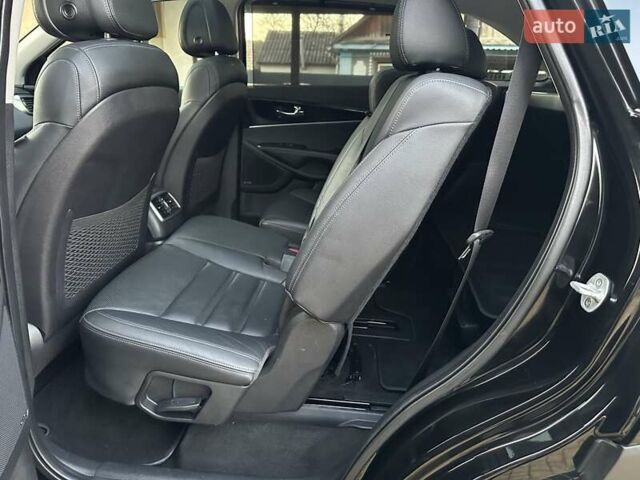 Черный Киа Соренто, объемом двигателя 2.2 л и пробегом 120 тыс. км за 20444 $, фото 157 на Automoto.ua