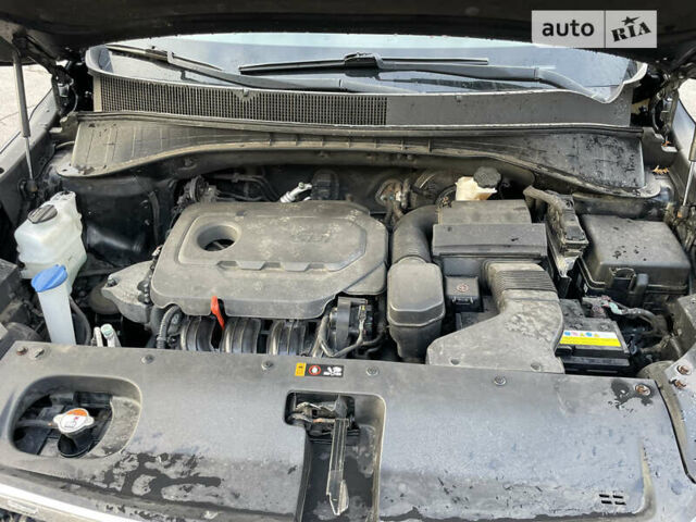 Киа Соренто 2015 в Виннице на Automoto.ua Черный Киа Соренто, объемом двигателя 2.36 л и пробегом 145 тыс. км за 15000 $, фото 9 на Automoto.ua