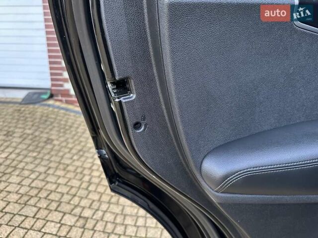 Черный Киа Соренто, объемом двигателя 2.2 л и пробегом 120 тыс. км за 20444 $, фото 147 на Automoto.ua