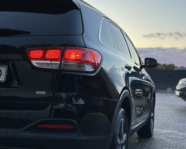 Черный Киа Соренто, объемом двигателя 2.36 л и пробегом 187 тыс. км за 12250 $, фото 23 на Automoto.ua