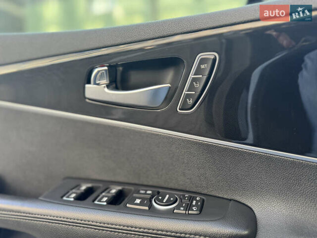 Черный Киа Соренто, объемом двигателя 2.2 л и пробегом 228 тыс. км за 23950 $, фото 46 на Automoto.ua