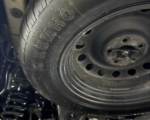 Черный Киа Соренто, объемом двигателя 2.2 л и пробегом 159 тыс. км за 21700 $, фото 42 на Automoto.ua