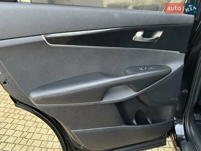 Черный Киа Соренто, объемом двигателя 2.2 л и пробегом 120 тыс. км за 20444 $, фото 143 на Automoto.ua