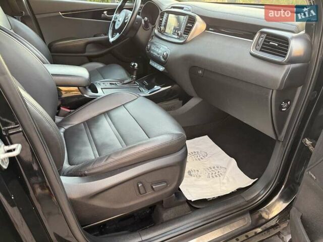 Черный Киа Соренто, объемом двигателя 2.2 л и пробегом 248 тыс. км за 21500 $, фото 18 на Automoto.ua