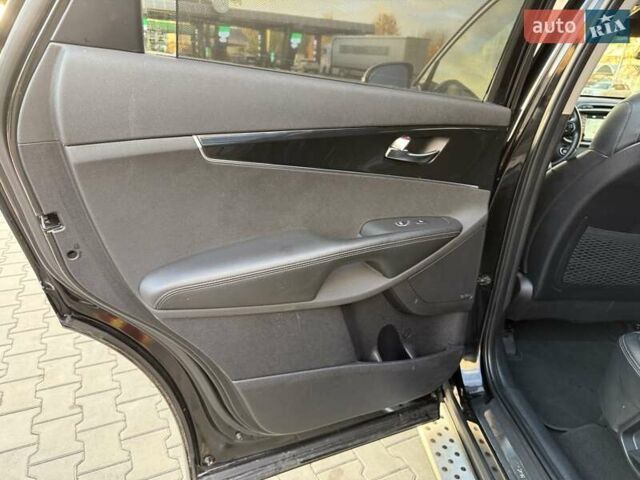 Чорний Кіа Соренто, об'ємом двигуна 2.2 л та пробігом 248 тис. км за 21500 $, фото 40 на Automoto.ua
