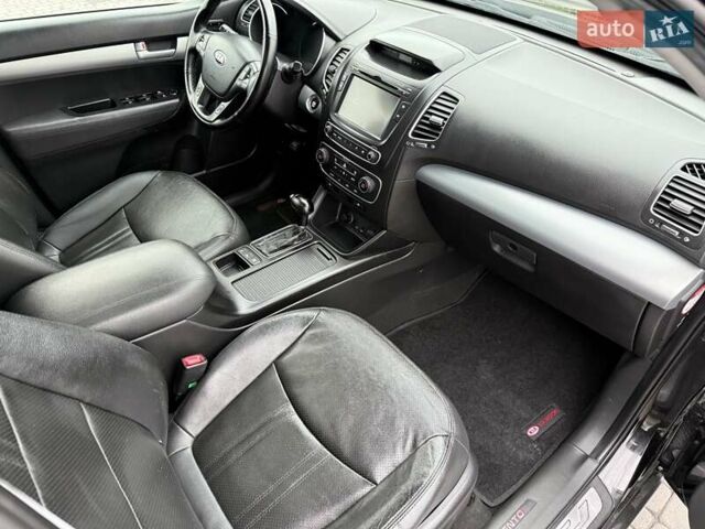 Черный Киа Соренто, объемом двигателя 2.2 л и пробегом 190 тыс. км за 17000 $, фото 64 на Automoto.ua