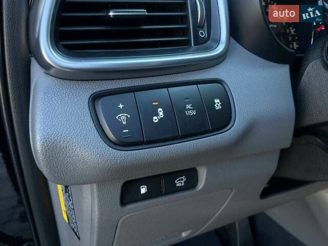 Чорний Кіа Соренто, об'ємом двигуна 3.34 л та пробігом 217 тис. км за 13199 $, фото 49 на Automoto.ua