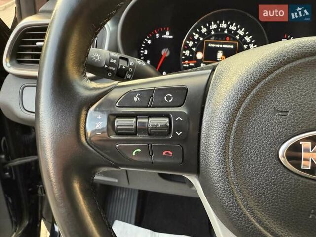 Чорний Кіа Соренто, об'ємом двигуна 2.2 л та пробігом 248 тис. км за 21500 $, фото 55 на Automoto.ua