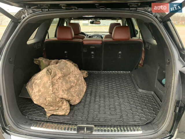 Чорний Кіа Соренто, об'ємом двигуна 2 л та пробігом 170 тис. км за 15500 $, фото 15 на Automoto.ua