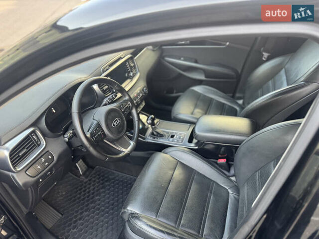 Черный Киа Соренто, объемом двигателя 2.2 л и пробегом 228 тыс. км за 23950 $, фото 39 на Automoto.ua