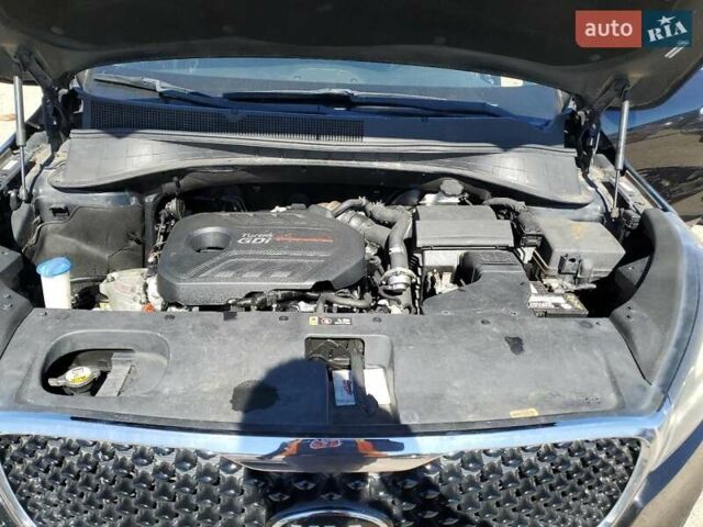 Черный Киа Соренто, объемом двигателя 2 л и пробегом 167 тыс. км за 1100 $, фото 11 на Automoto.ua