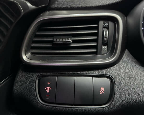 Черный Киа Соренто, объемом двигателя 2 л и пробегом 130 тыс. км за 19500 $, фото 37 на Automoto.ua