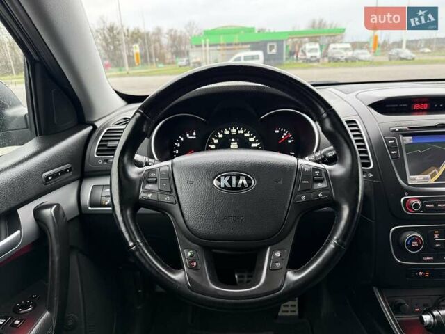 Черный Киа Соренто, объемом двигателя 2.2 л и пробегом 190 тыс. км за 17000 $, фото 52 на Automoto.ua