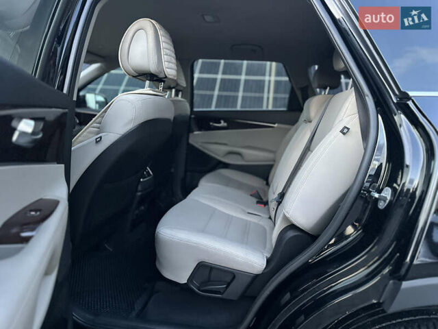 Черный Киа Соренто, объемом двигателя 2.36 л и пробегом 187 тыс. км за 12250 $, фото 79 на Automoto.ua