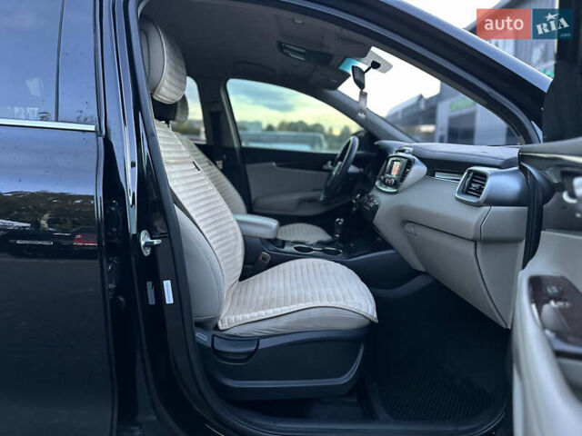 Черный Киа Соренто, объемом двигателя 2.36 л и пробегом 187 тыс. км за 12250 $, фото 99 на Automoto.ua