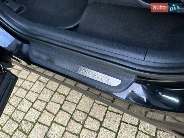 Черный Киа Соренто, объемом двигателя 2.2 л и пробегом 120 тыс. км за 20444 $, фото 149 на Automoto.ua