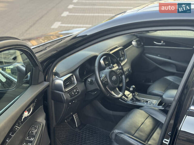 Черный Киа Соренто, объемом двигателя 2.2 л и пробегом 228 тыс. км за 23950 $, фото 38 на Automoto.ua
