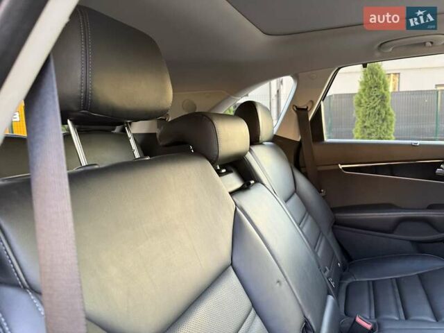 Черный Киа Соренто, объемом двигателя 2.2 л и пробегом 248 тыс. км за 21500 $, фото 34 на Automoto.ua